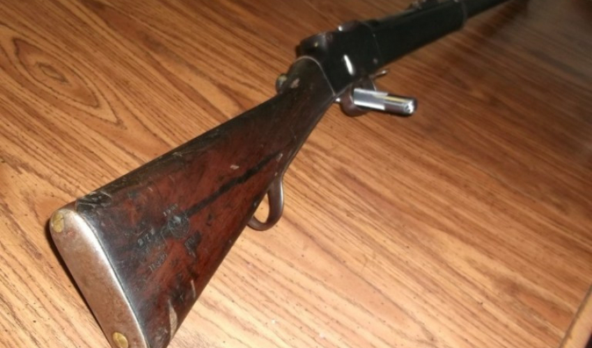 बाजुरामा लुकाई छिपाई राखेको अवस्थामा एक थान भरुवा बन्दुक फेला